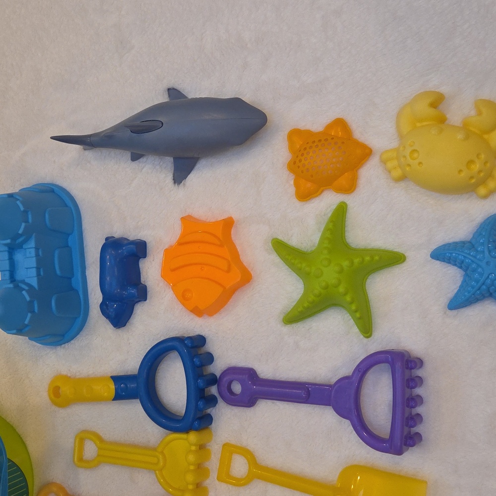 Beach / Pool Bundle - Picture 4 of 15